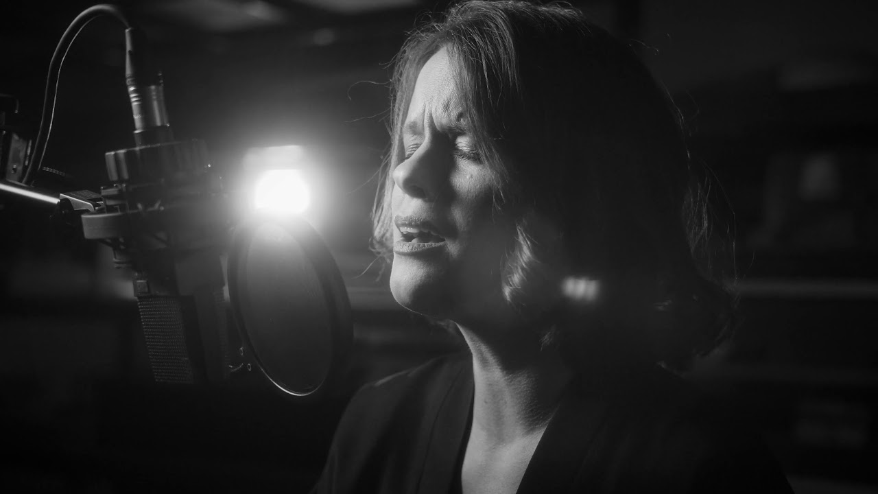 Anna Luca — Sometimes We Drown